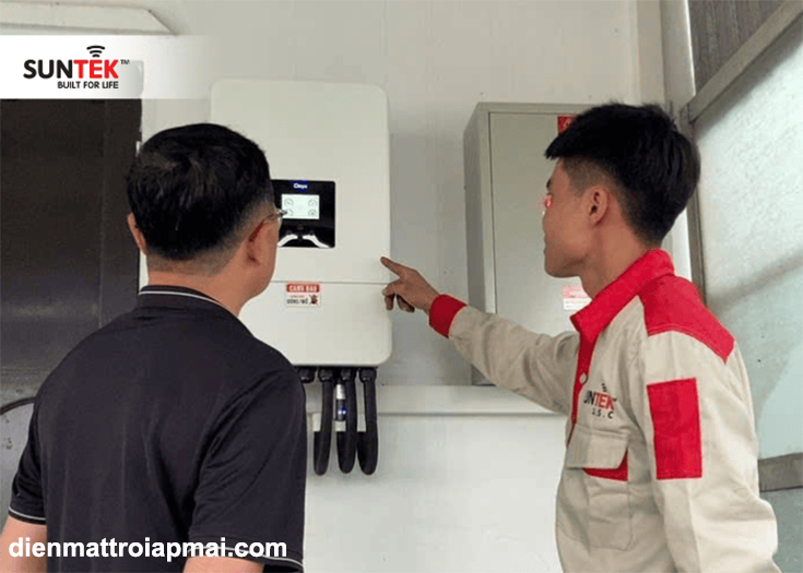 Điện áp mặt trời mái cho gia đình là gì? 